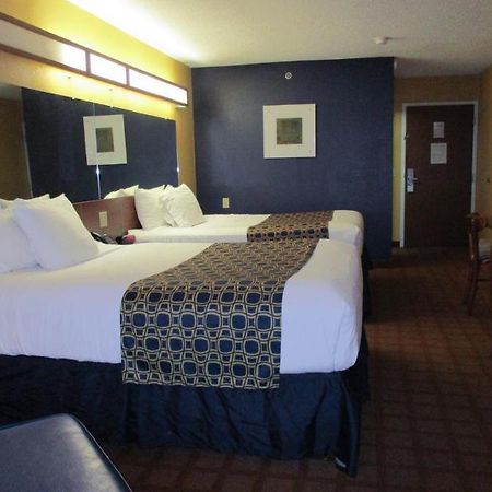 Quality Inn & Suites Watertown Fort Drum แคลเซียม ภายนอก รูปภาพ